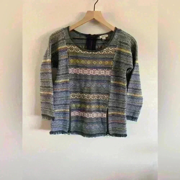 Lucky Brand Tops - Lucky Brand NWOT  tapestry look sweater with zipper details size XS